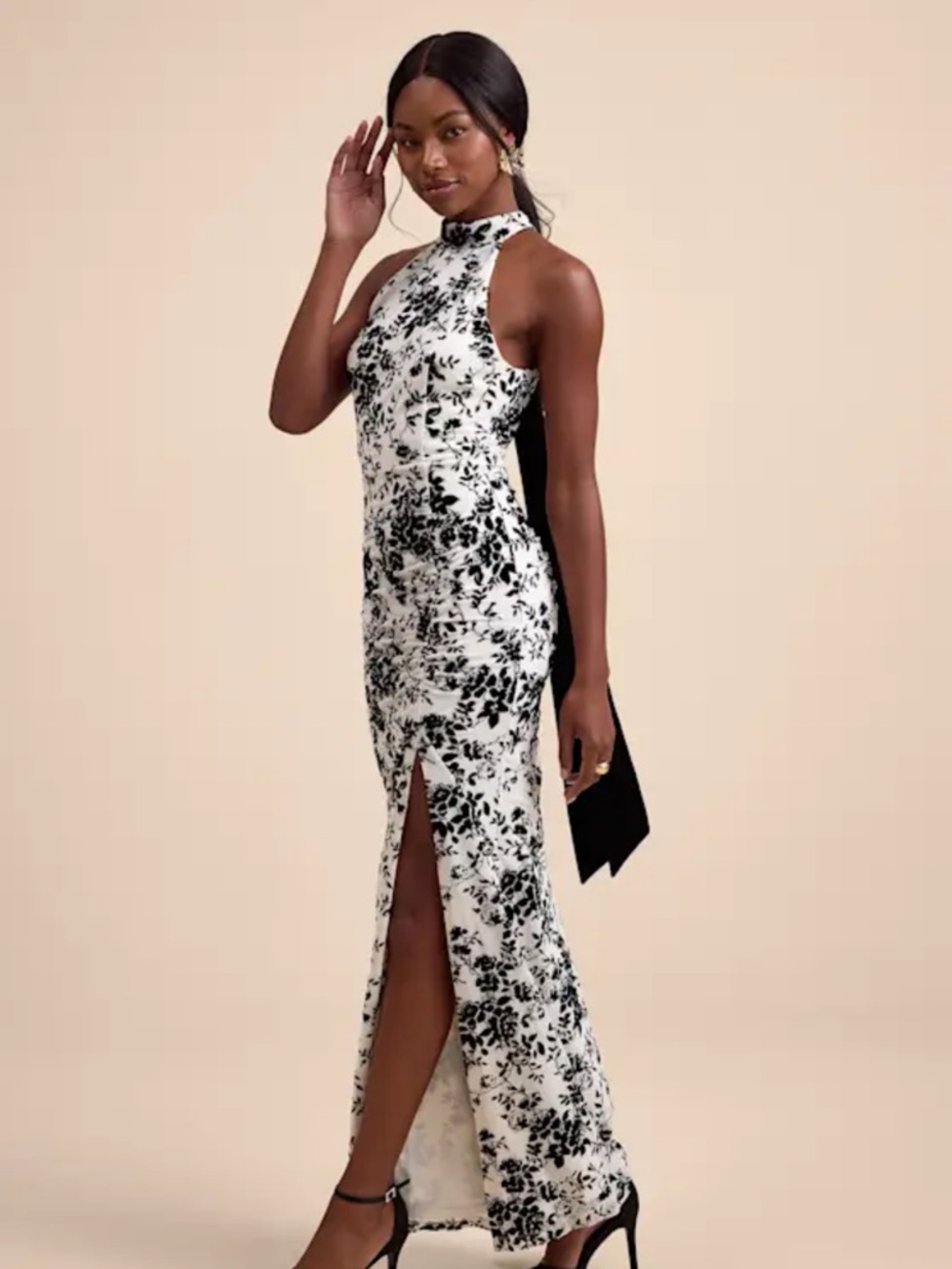 NWT Lulus Steliana White And Black Velvet Burnout Cutout Maxi Dress - Size S - Picture 2 of 8